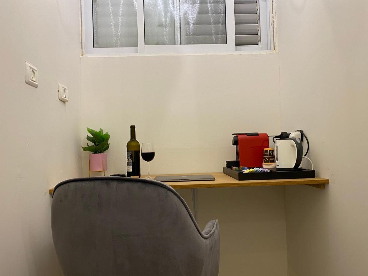 Petach Tikva Rothschild Room المظهر الخارجي الصورة